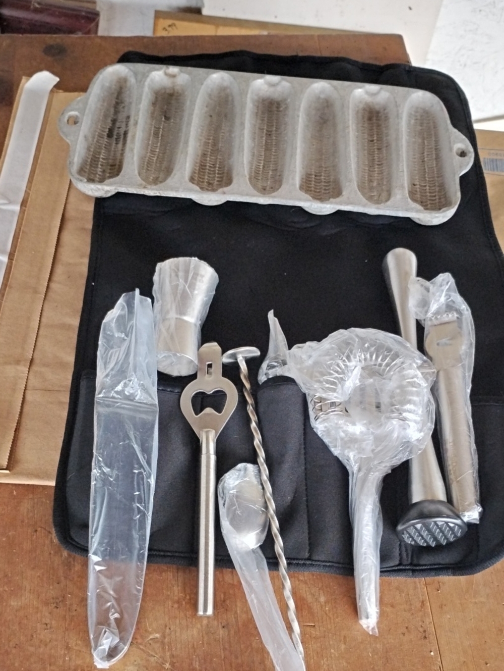 Stainless Steel Bar Tool Set with Cornbread Pan - Silver